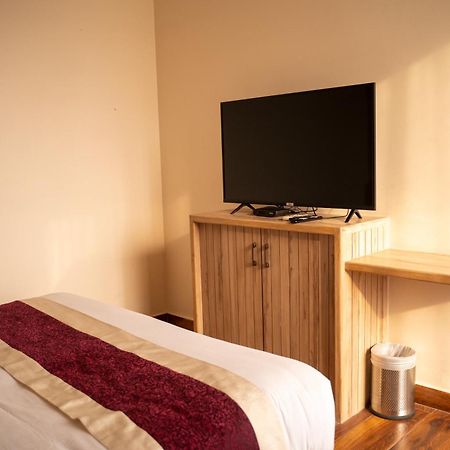 Hotel Black Diamond - Transit Point Inside Hotel Káthmándú Exteriér fotografie